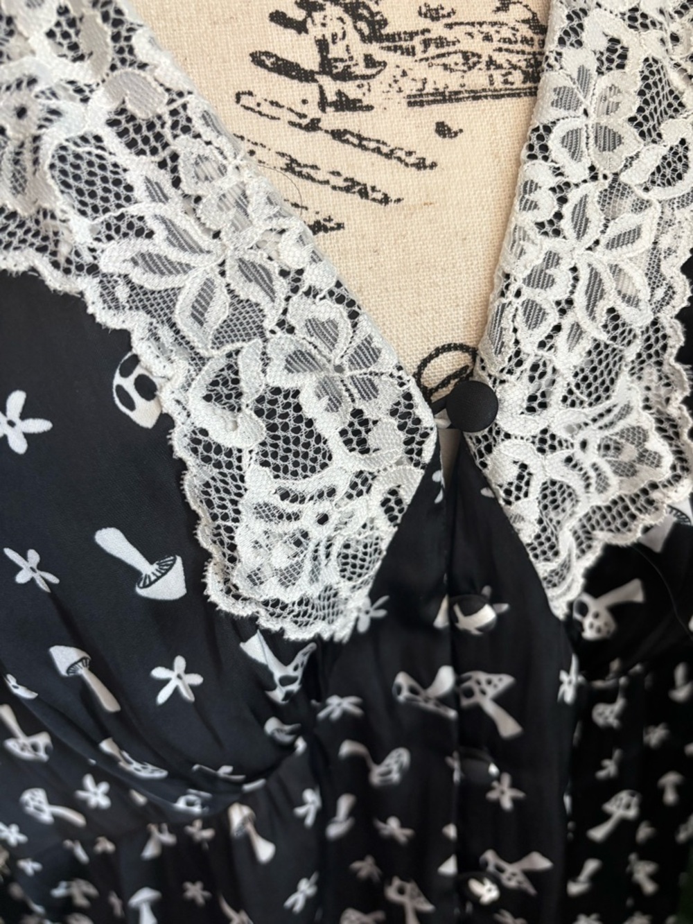 NWT Satin Mushroom Blouse - Picture 3 of 5